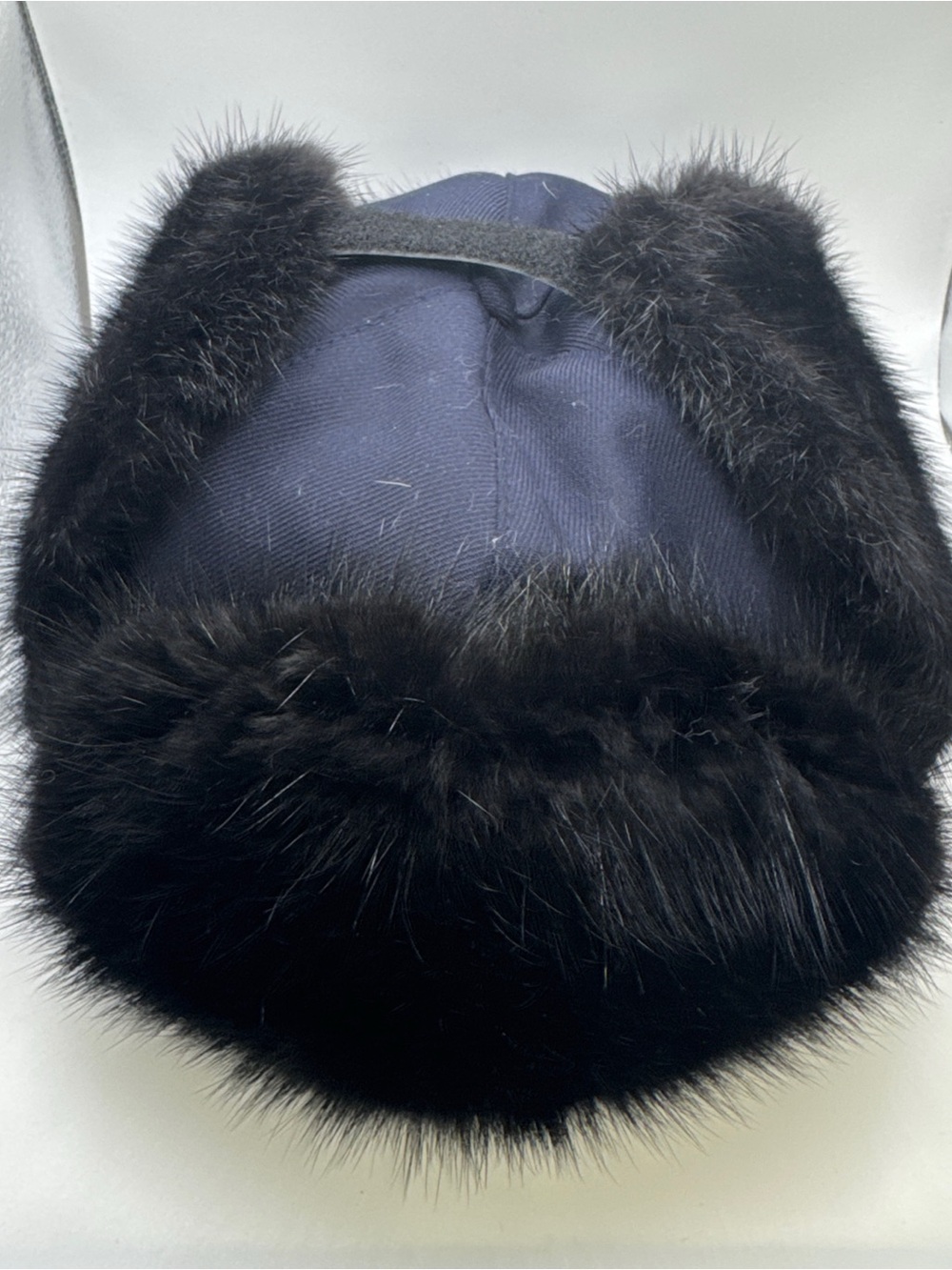 Canadian Armed Forces Logistik Yukon Cap Natural Muskrat Fur Winter Hat 7 1/8